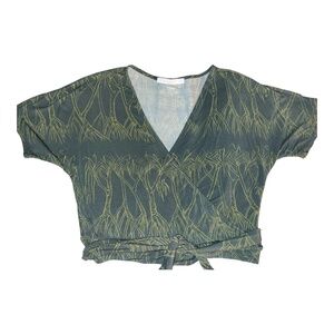 Kulua Maui Hawaii Wrap Top M/L